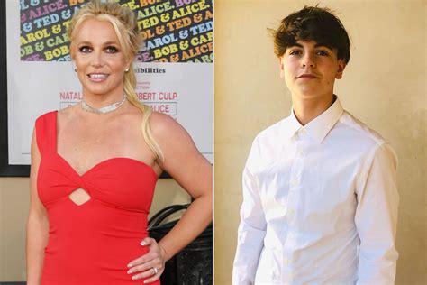 Everything You Need to Know About Britney Spears Sons Sean。